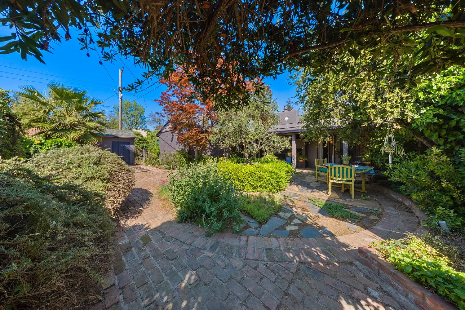 206 Griswold Ave photo 1
