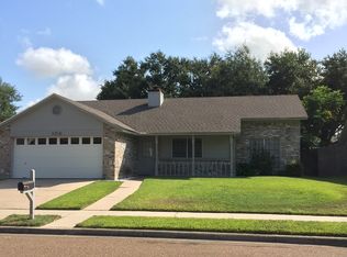106 Fernwood Cir, Victoria, TX 77901