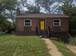 1912 Mora Ln, Saint Louis, MO 63136