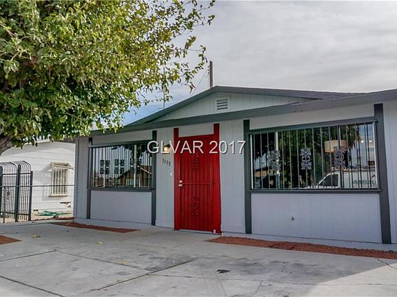 2nd image of 1153 Hart Ave