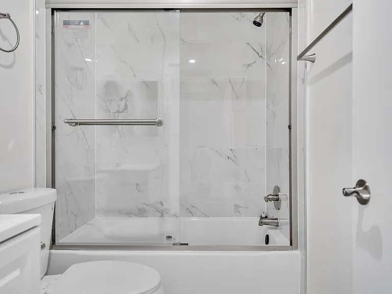 1520 N Vista St #203 — Photo 18