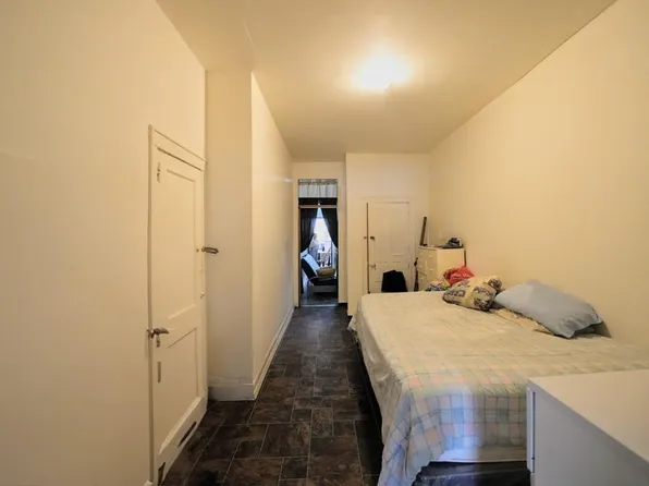 1440 De Kalb Avenue image 5 of 11