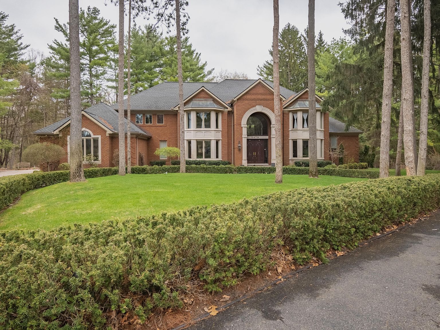 5479 River Ridge Dr, Brighton, MI 48116 | Zillow