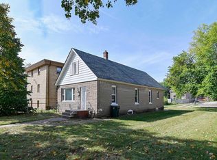 1242 Lincoln St, North Chicago, IL