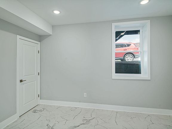 2nd image of 1428 S 22nd St #1