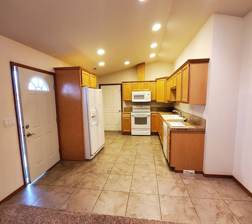 7524 McDougal Ave NE A5BF7585F, Moses Lake, WA 98837 Zillow