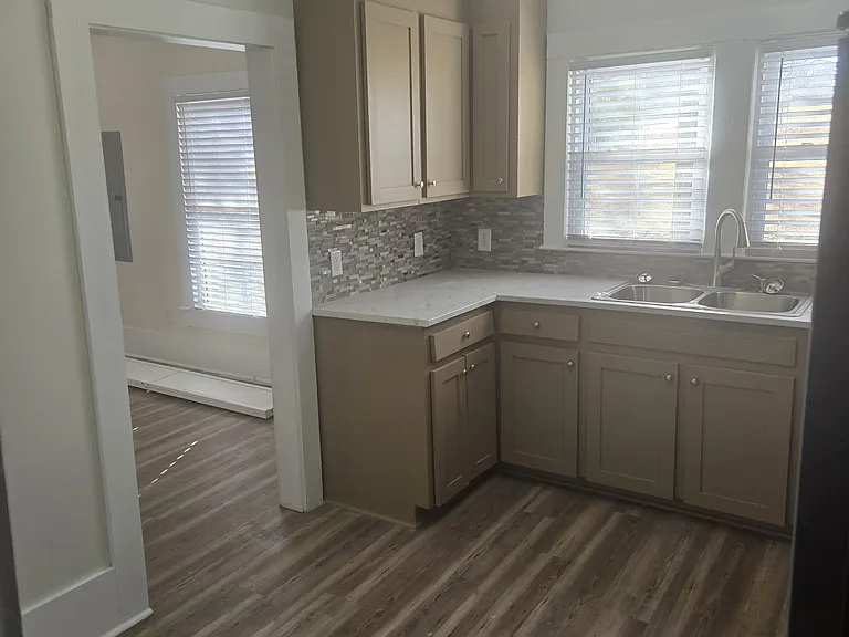 605 Valdese Ave #100 — Photo 17
