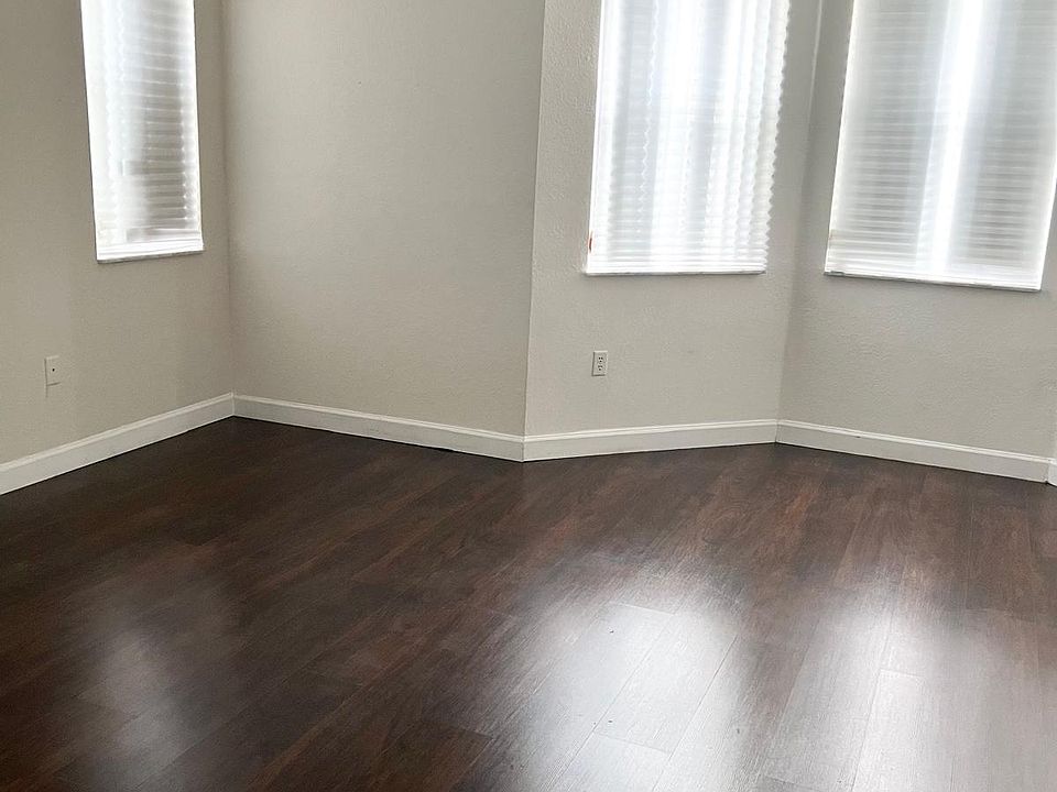 1st image of 7763 NW 112th Pl