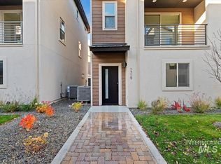 1719 W Rockview Ln, Boise, ID 83705