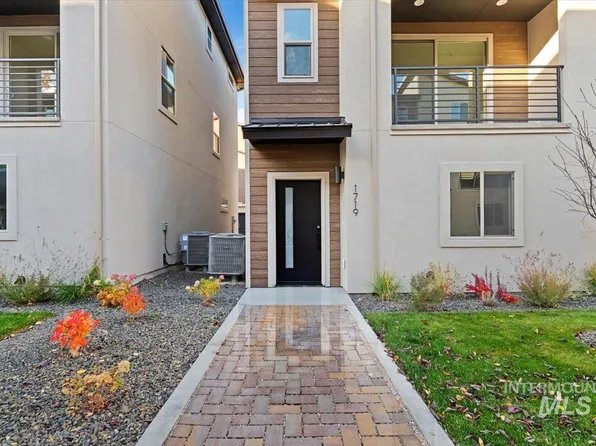 1719 W Rockview Ln, Boise, ID 83705