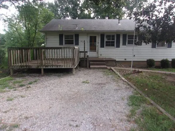 7923 Ee Hwy, Liberty, MO 64068