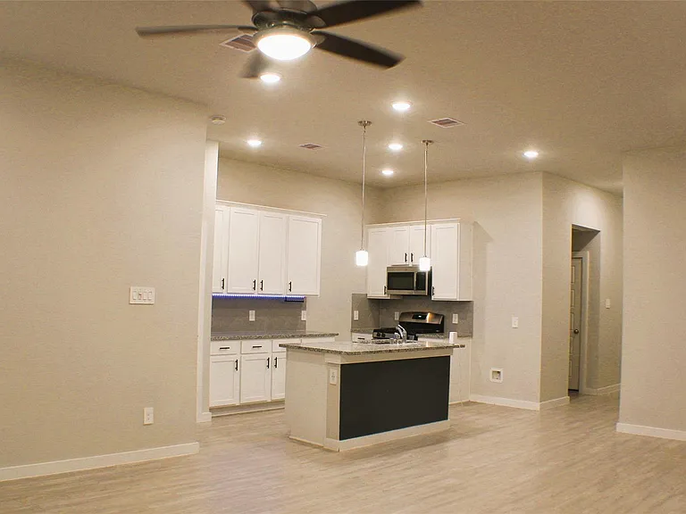 727 Larkspur Shadow Dr — Photo 5