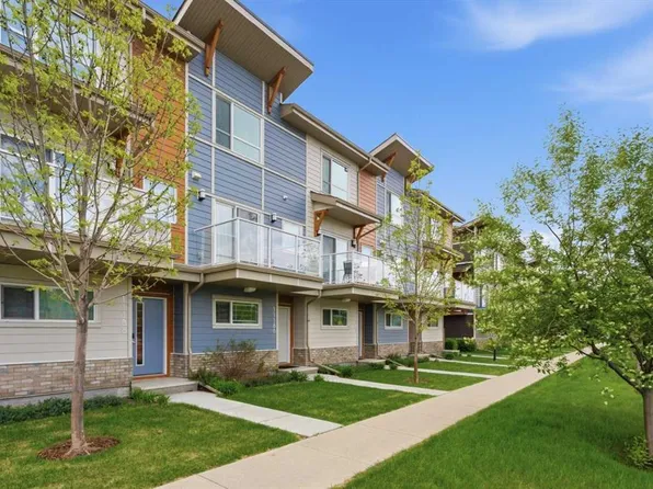11186 W Harvest Hills Gate NE, Calgary, AB T3K 2M7