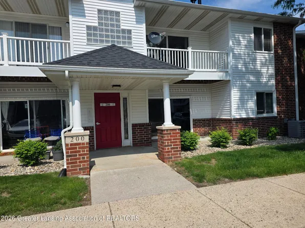 203 Carom Cir, Mason, MI 48854