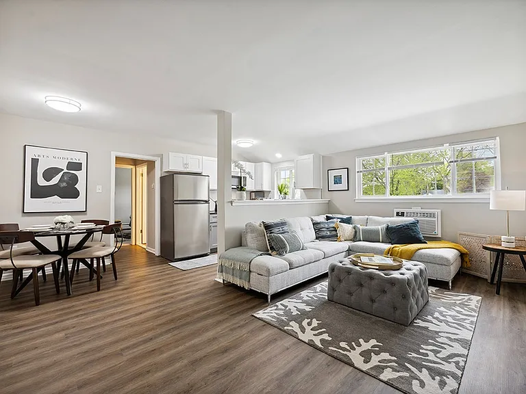Rolling Green Open Concept Living