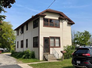 1235 Chicago St, Green Bay, WI 54301