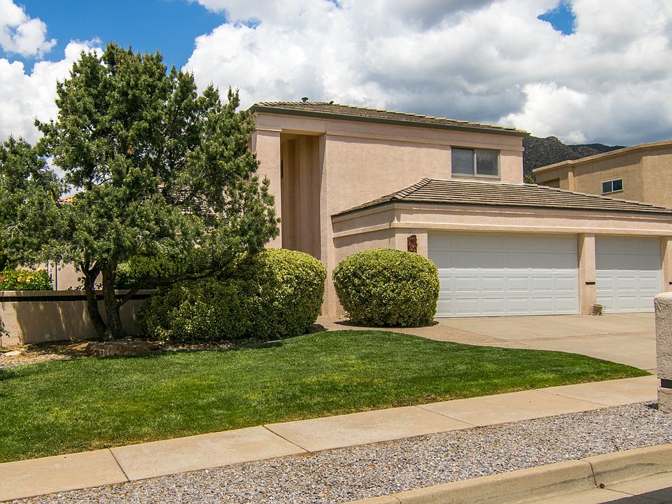 1st image of 13709 Crested Butte Dr NE