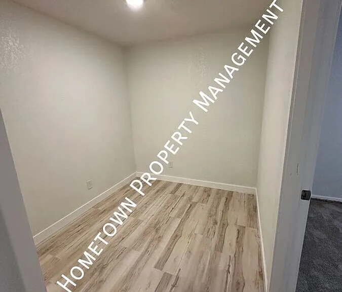 123 Fir St NE — Photo 6