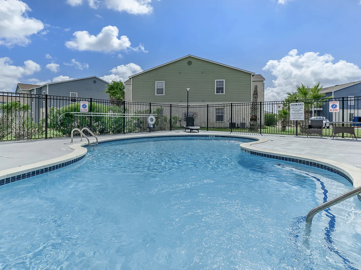 Portside Villas — Photo 2