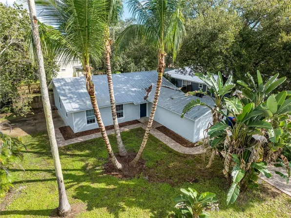 3196 1st Ln, Vero Beach, FL 32968