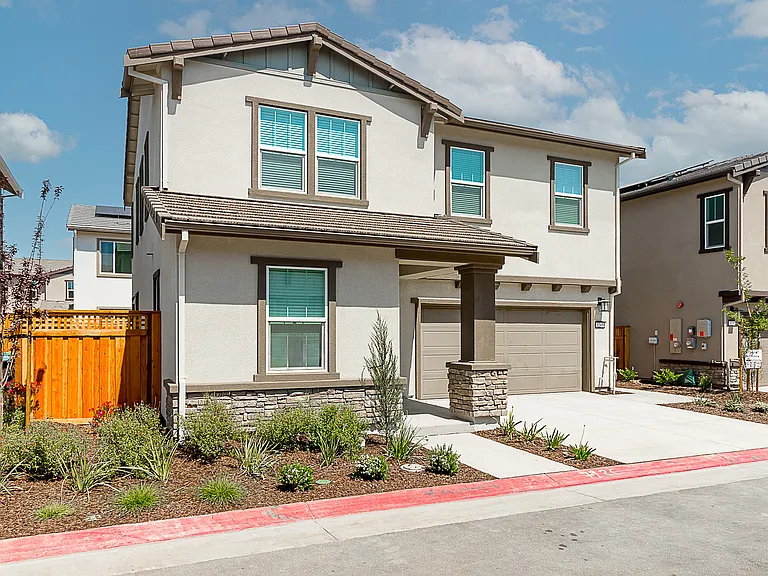 3243 Shrute Dr — Photo 24