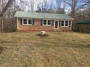 196 Washington Ave, Mount Airy, NC 27030