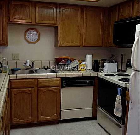 5th image of 4340 Sanderling Cir Unit 77