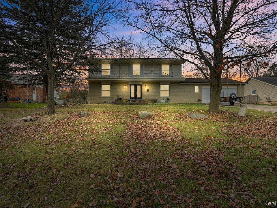 1st image of 12030 Francesca Dr