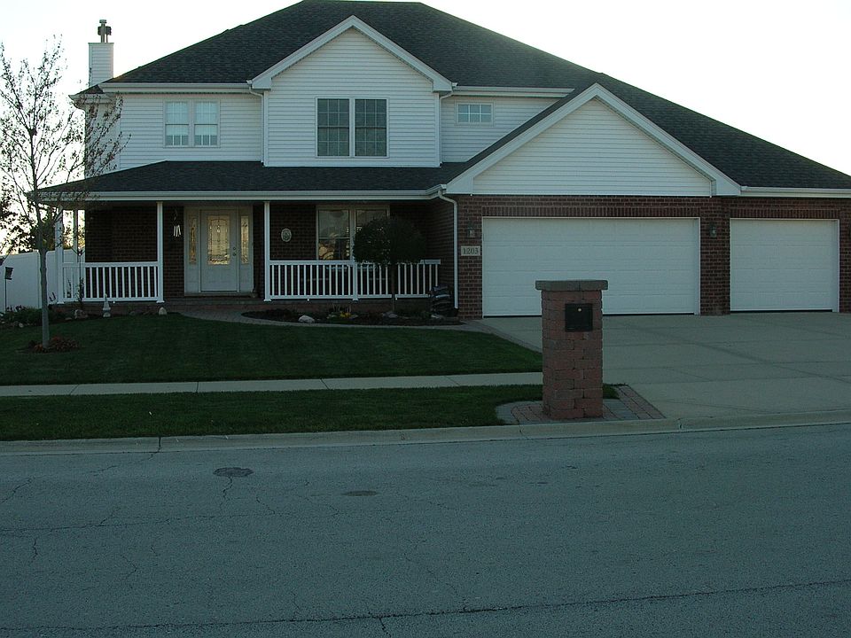 1st image of 1203 White Tail Dr