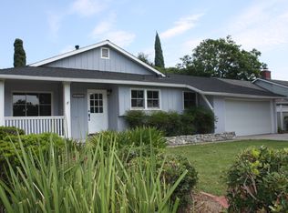 13122 Rosalind Dr, Santa Ana, CA 92705