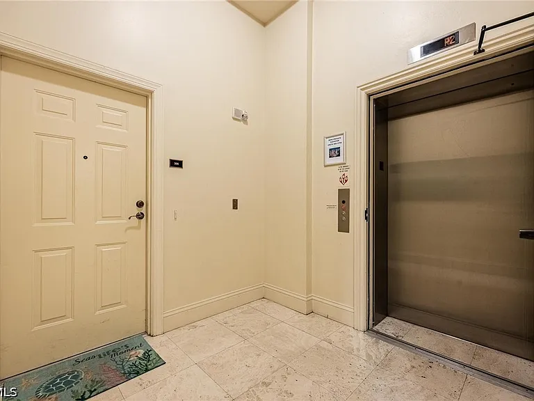 2745 1st St #306 — Photo 35