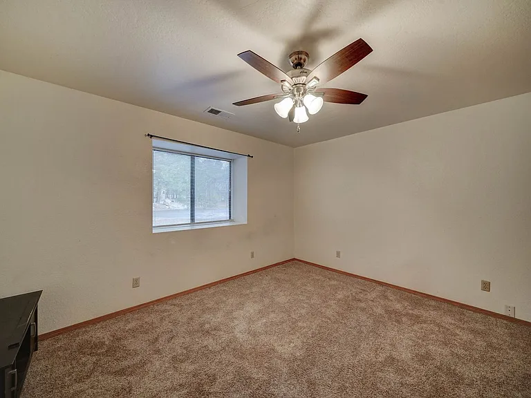 1540 N Spanish Moss Way — Photo 16