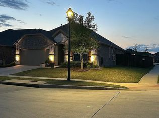 2700 Gillingham Ln, McKinney, TX 75071