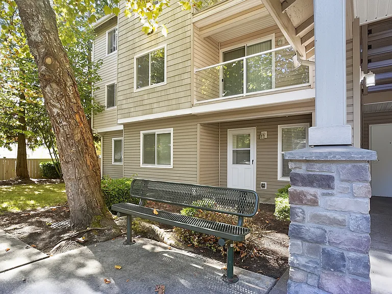 1405 S 308th St #301 — Photo 4