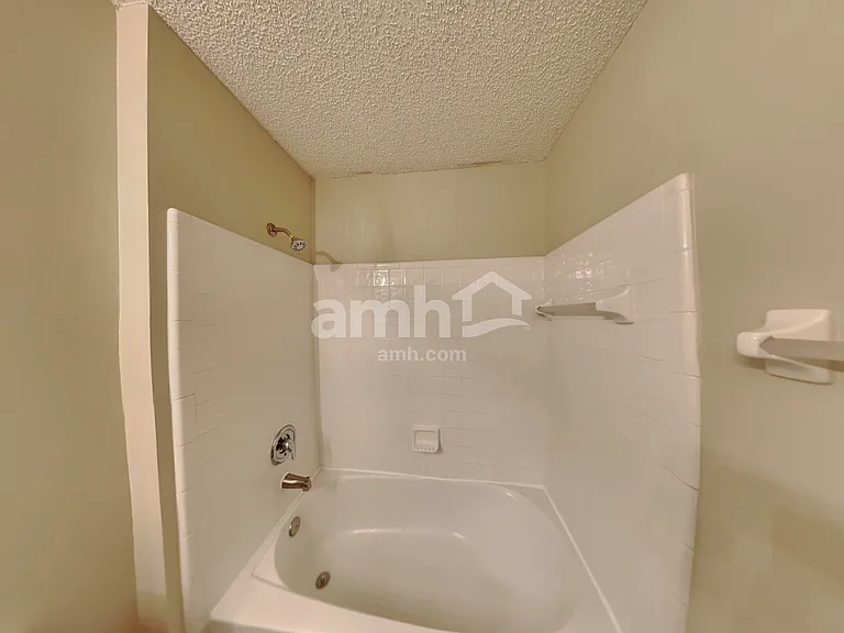 12612 N Ashglen Dr — Photo 15