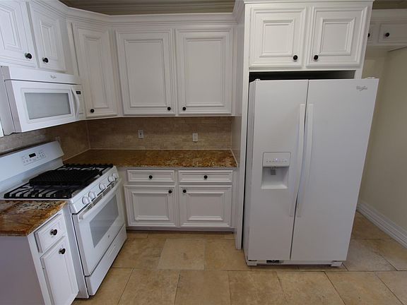5th image of 3127 Rice Blvd
