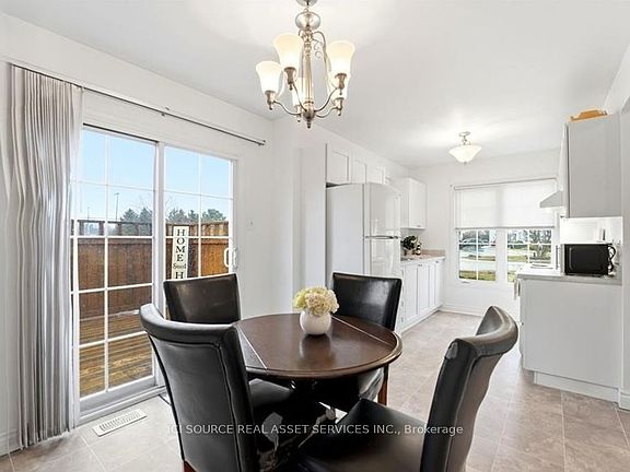 5th image of 14 Lakeshore Rd #48