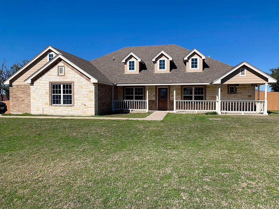 beautiful curb appeal 