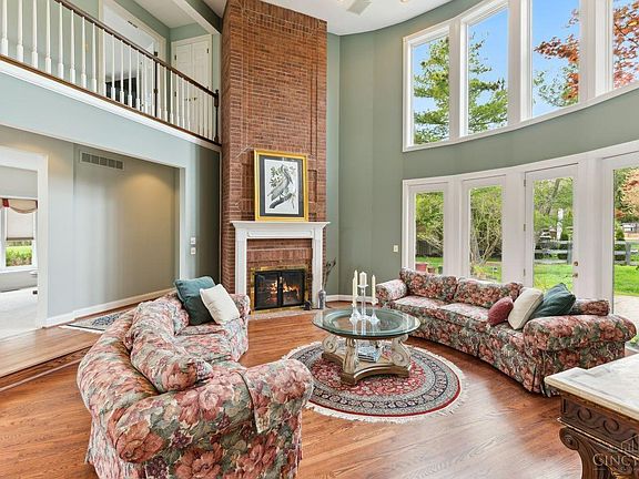 3rd image of 11679 Windy Hill Ct