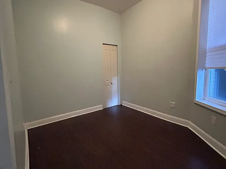 1529 S Homan Ave #2 — Photo 8