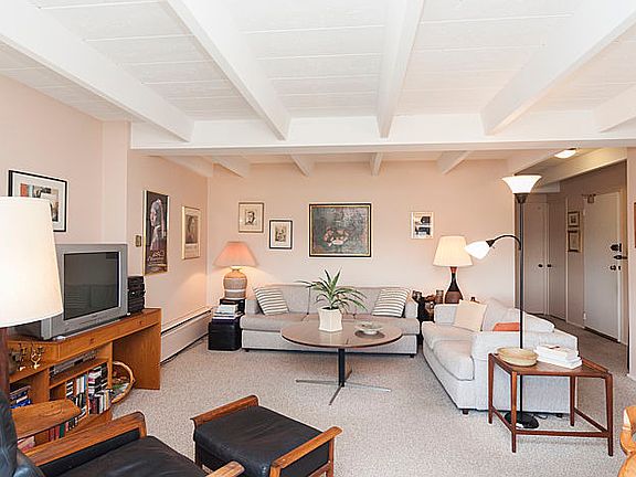5th image of 1866 Sherman Ave APT 7NC