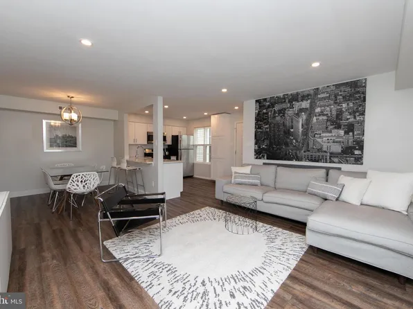 1405 Society Pl, Newtown, PA 18940