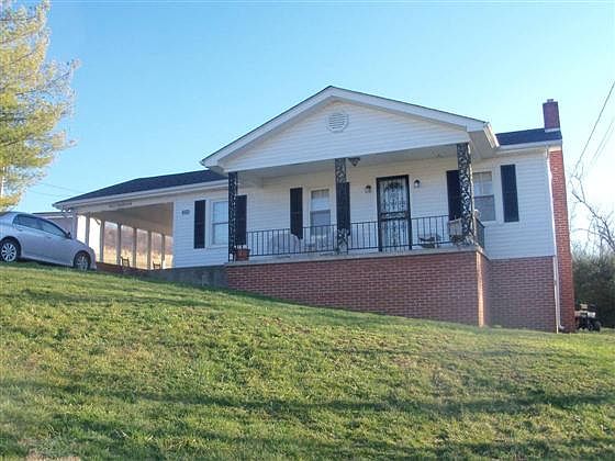 1st image of 224 Evergreen Dr