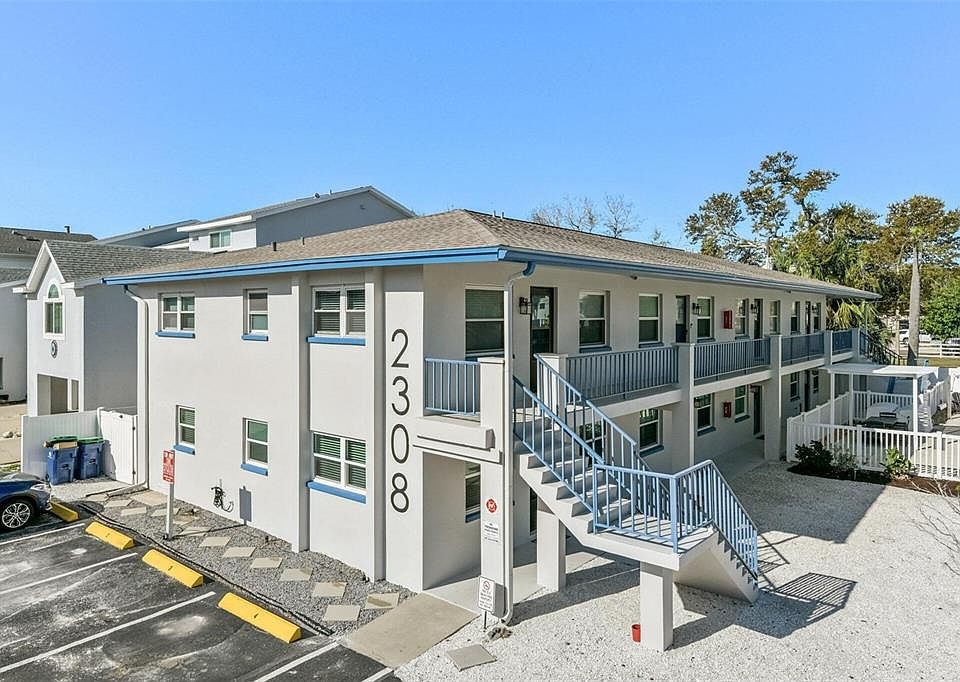 1st image of 2308 1st St APT 1