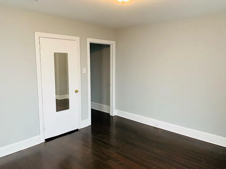 1524 S Broad St — Photo 11