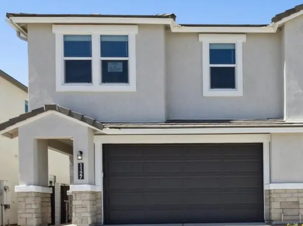 1127 E McNeil Street, Phoenix, AZ 85042