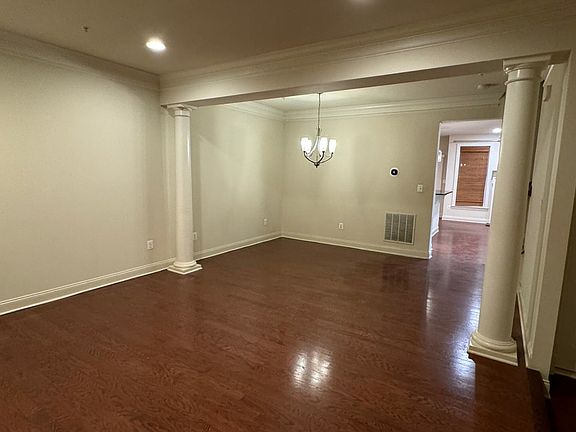 Formal Dining/Living