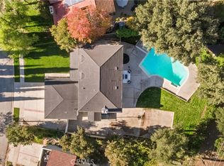 5340 Edgeware Dr, Calabasas, CA 91301