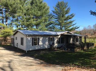 1367 Savageville Rd, Jackson, OH 45640