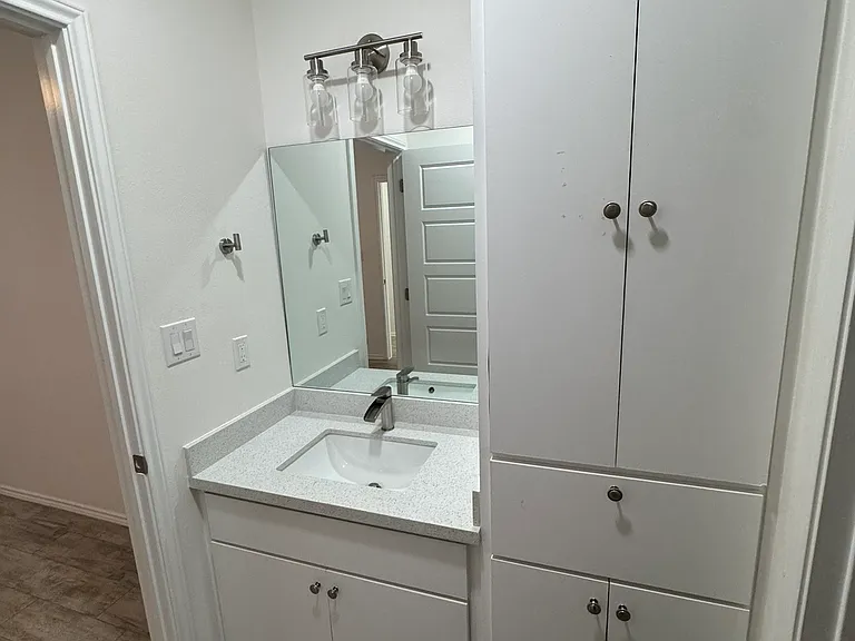2116 E Valley Cir #A — Photo 8